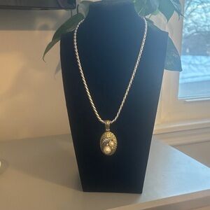 Elegant Silver, Gold and Pearl Pendant Necklace